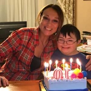 Meet your Posher, Leslie